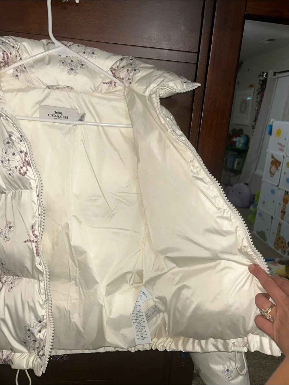 NWOT! Coach Off- White Floral Bow Print Puffer Jacket with Hood size S